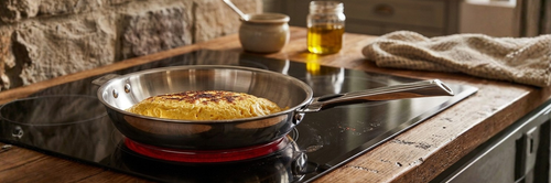 Cuisson omelette : réussir avec une poêle Cristel inox