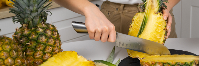 peler et découper un ananas