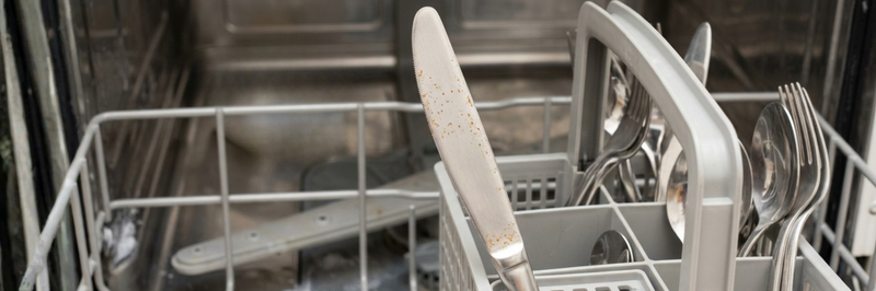 Mon couteau compatible lave-vaisselle rouille. Pourquoi ?