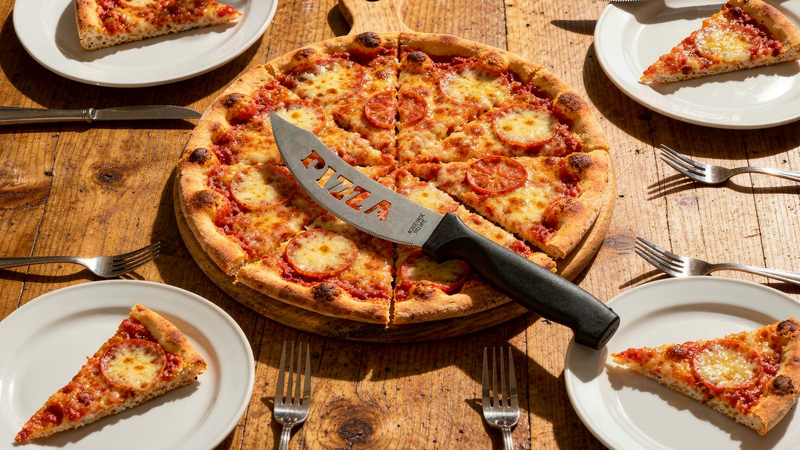 Comment choisir son couteau à pizza ? Guide Couteauxduchef