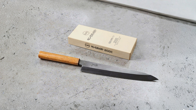 Comment aiguiser un couteau à lame asymétrique ?