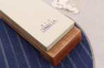 Pierre à aiguiser japonaise King F-3 Super Finish grains 4000 + socle - taille M