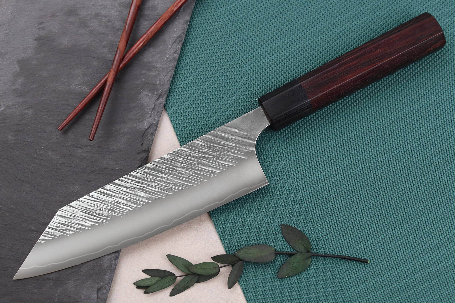 Couteau Bunka japonais artisanal Yu Kurosaki Fujin 16,5cm SG2