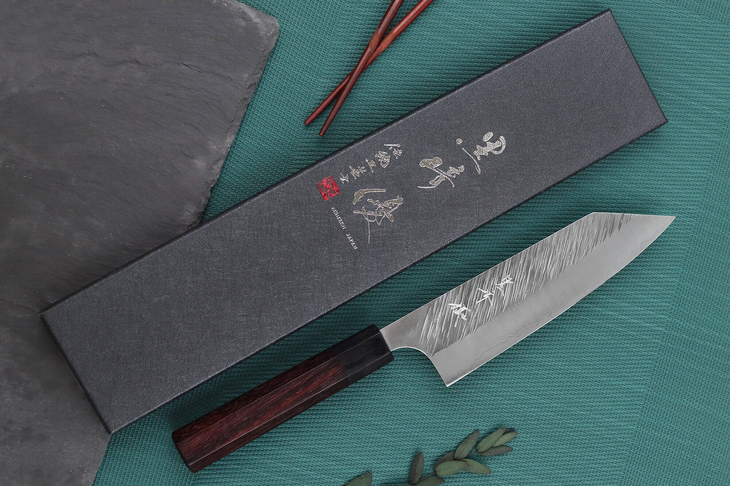 Couteau Bunka japonais artisanal Yu Kurosaki Fujin 16,5cm SG2
