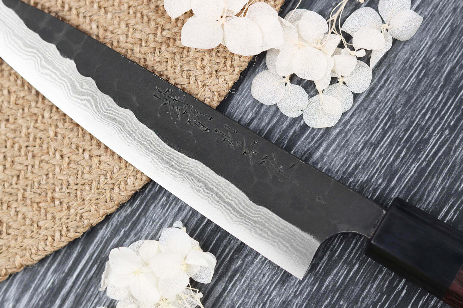 Couteau universel japonais artisanal Nao Yamamoto Damas AS brut de forge 15cm