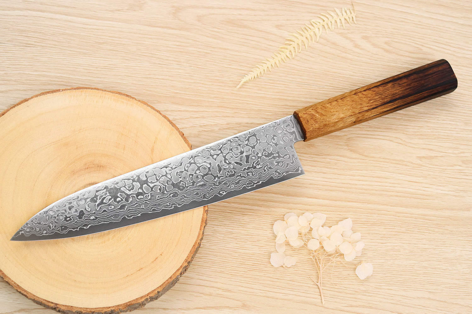 Couteau de chef japonais artisanal Yoshihiro ZAD lame damassée 21cm