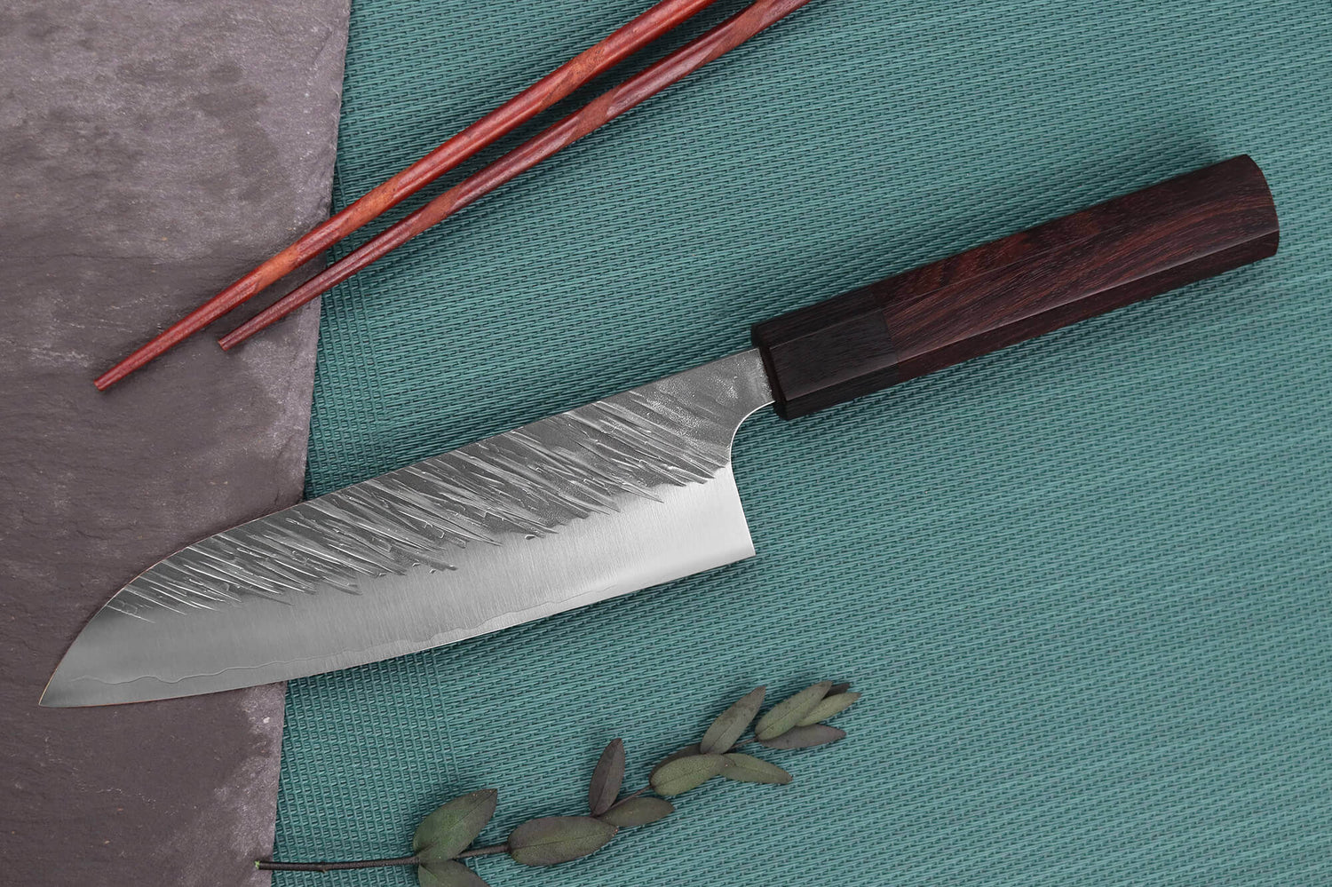 Couteau santoku japonais artisanal Yu Kurosaki Fujin 16,5cm SG2