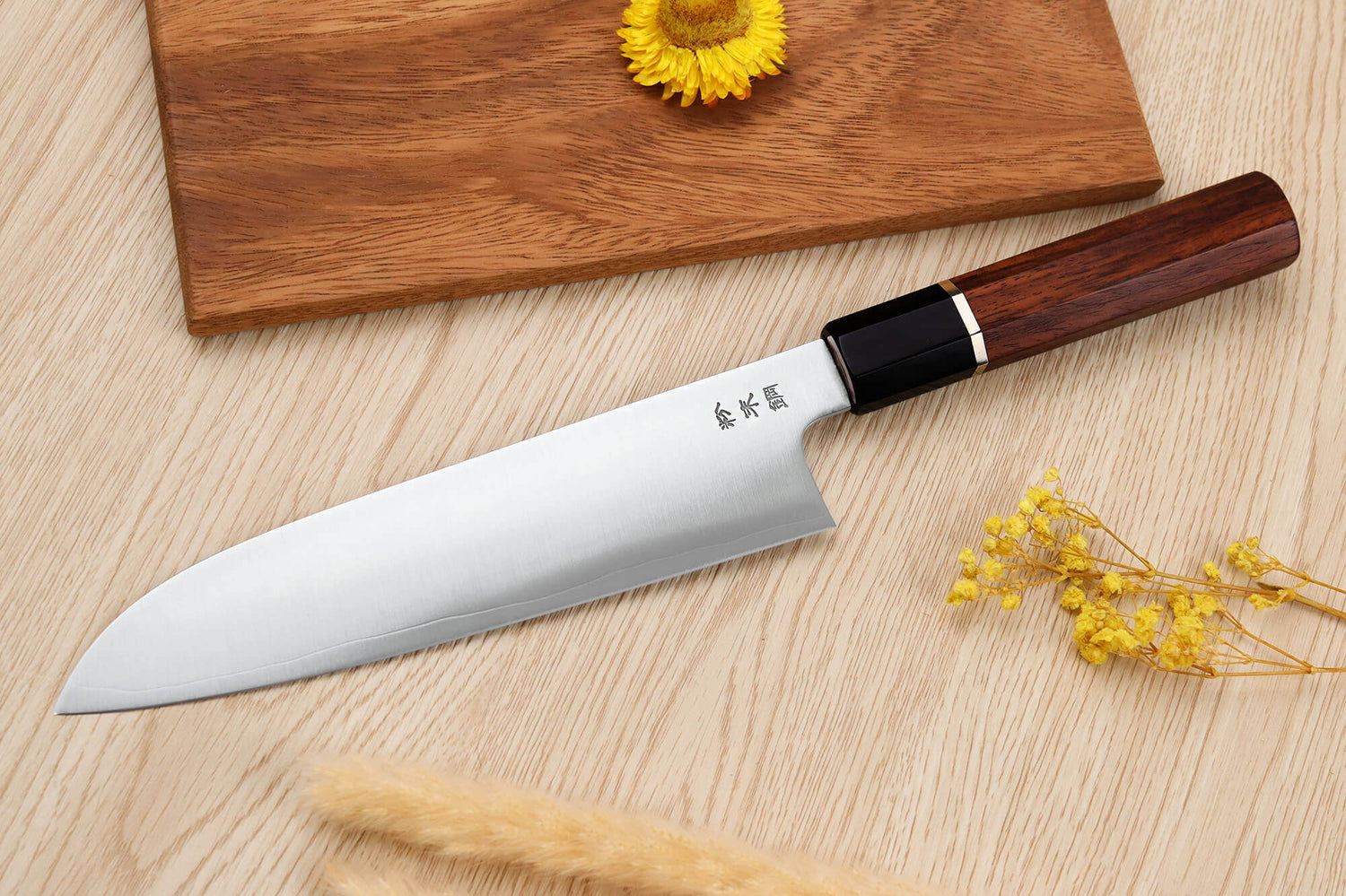 Couteau santoku 19,5cm japonais artisanal Sukenari SG2 San Maï manche en bois de rose