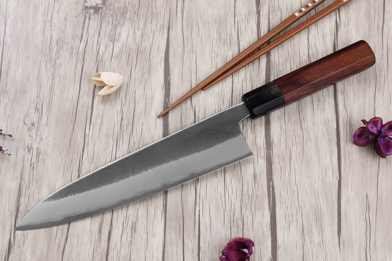 Couteau de chef 21cm japonais artisanal Toshihiro Wakui Shirogami 2 San Maï nashiji