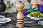 Moulin à poivre manuel Peugeot Paris Antique en bois de hêtre patiné - 18 cm
