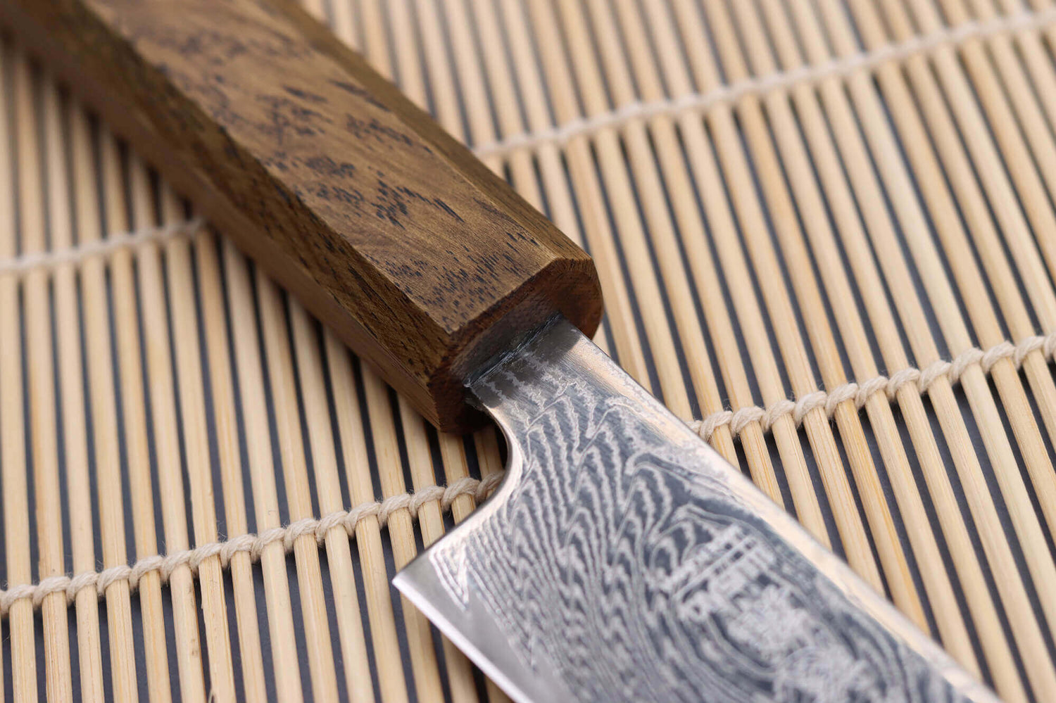 Couteau sujihiki japonais artisanal Wusaki Unagi AUS10 damas 24cm manche chêne