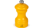 Moulin à poivre manuel Peugeot Bistro en bois de hêtre laqué jaune safran 10cm