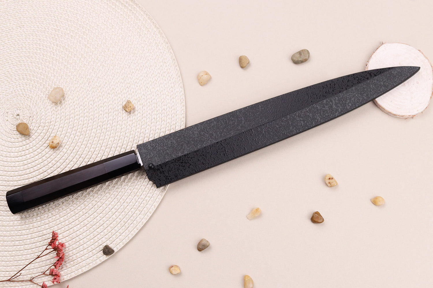 Couteau yanagiba japonais artisanal 27cm Sakai Takayuki Byakko manche en ébène + étui