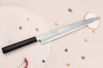 Couteau yanagiba japonais artisanal 33cm Sakai Takayuki Byakko manche en ébène + étui