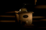 Moulin à café manuel Peugeot Antique en hêtre patiné 21cm