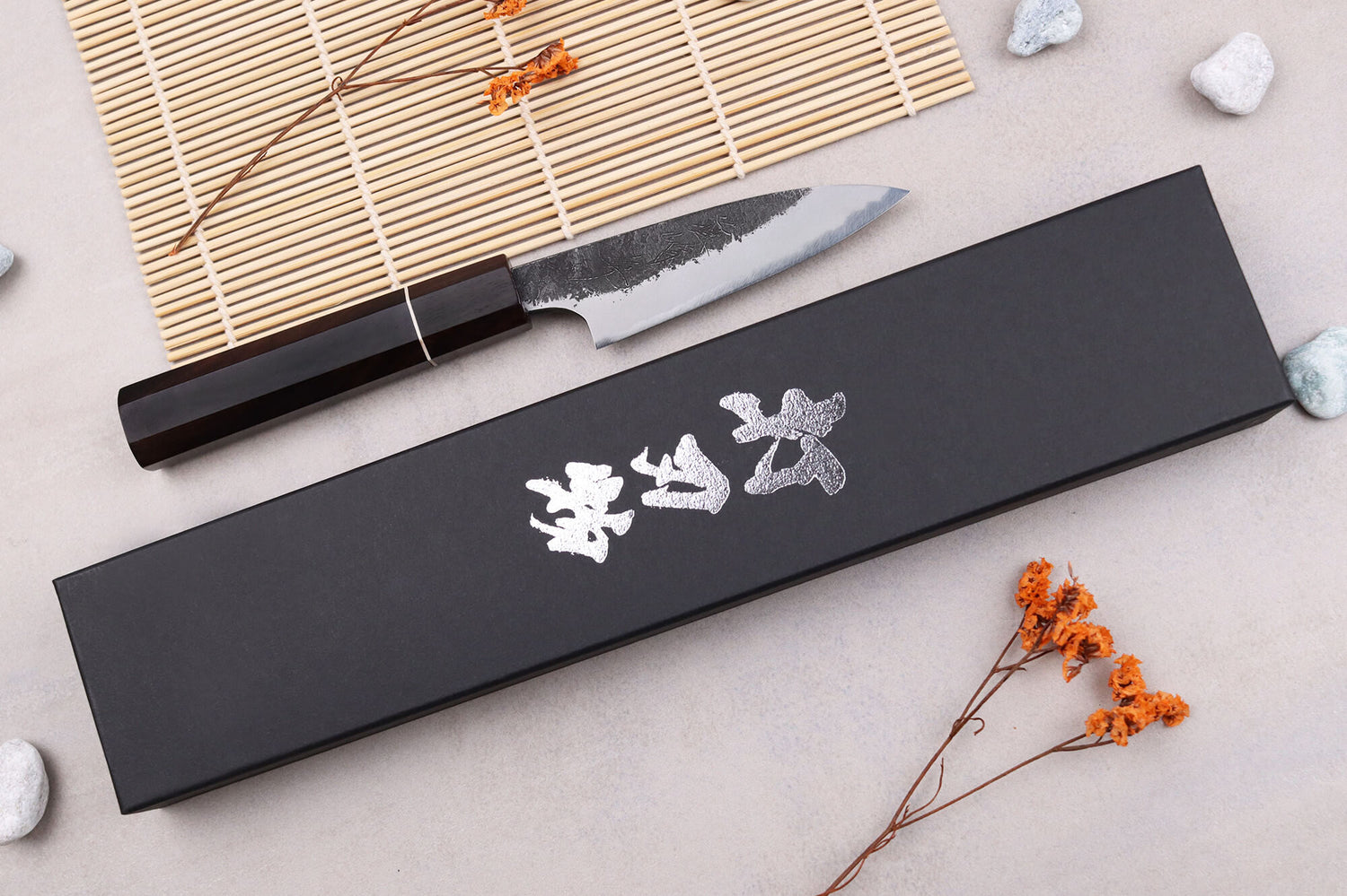 Couteau d'office 9cm japonais artisanal Naoki Mazaki WS2 Black Nashiji