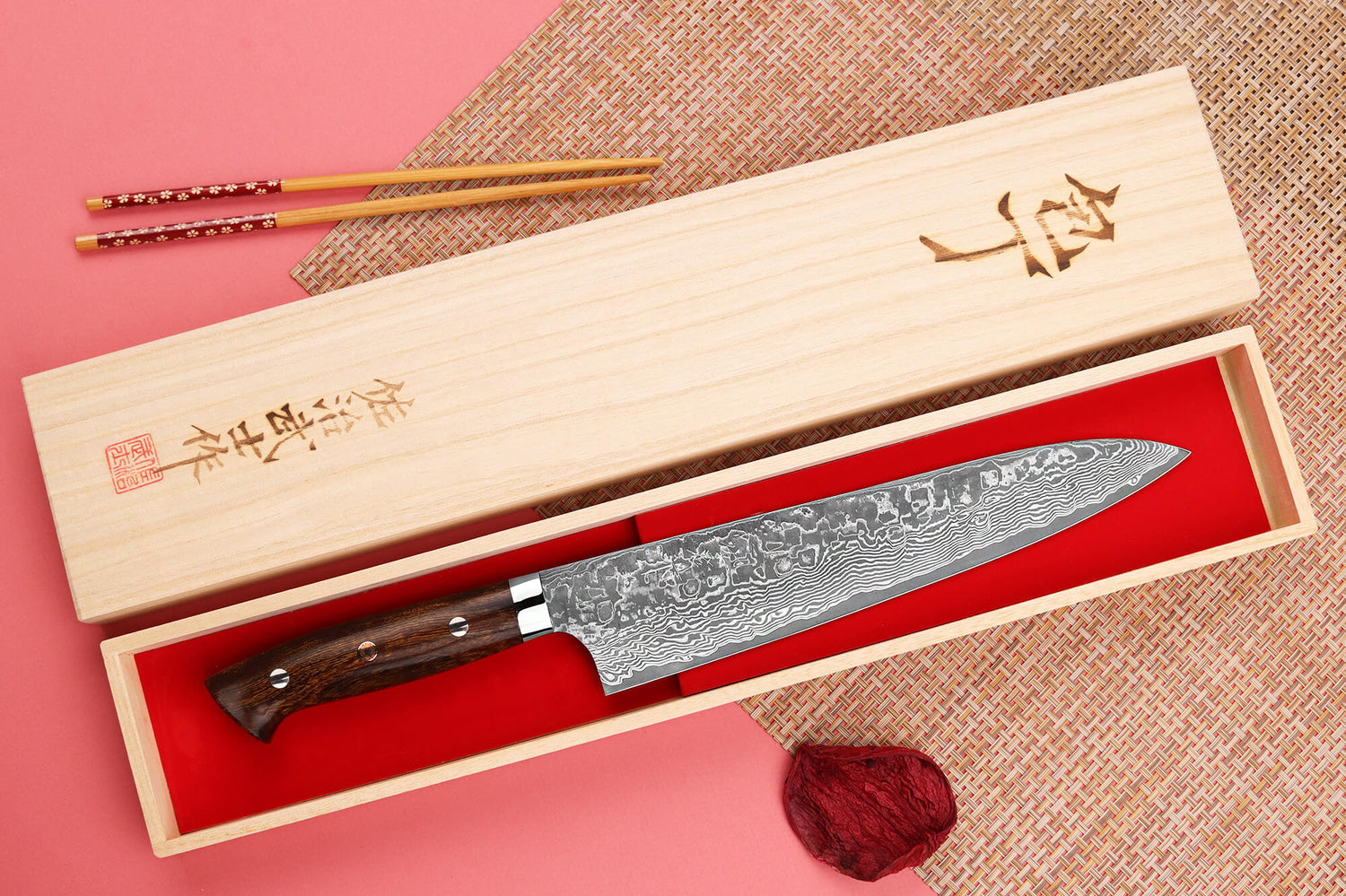 Couteau de chef japonais Takeshi Saji R2 Damas Mosaïque 24cm