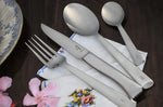 Boîte de 4 petites cuillères Opinel Perpétue tout en acier inox