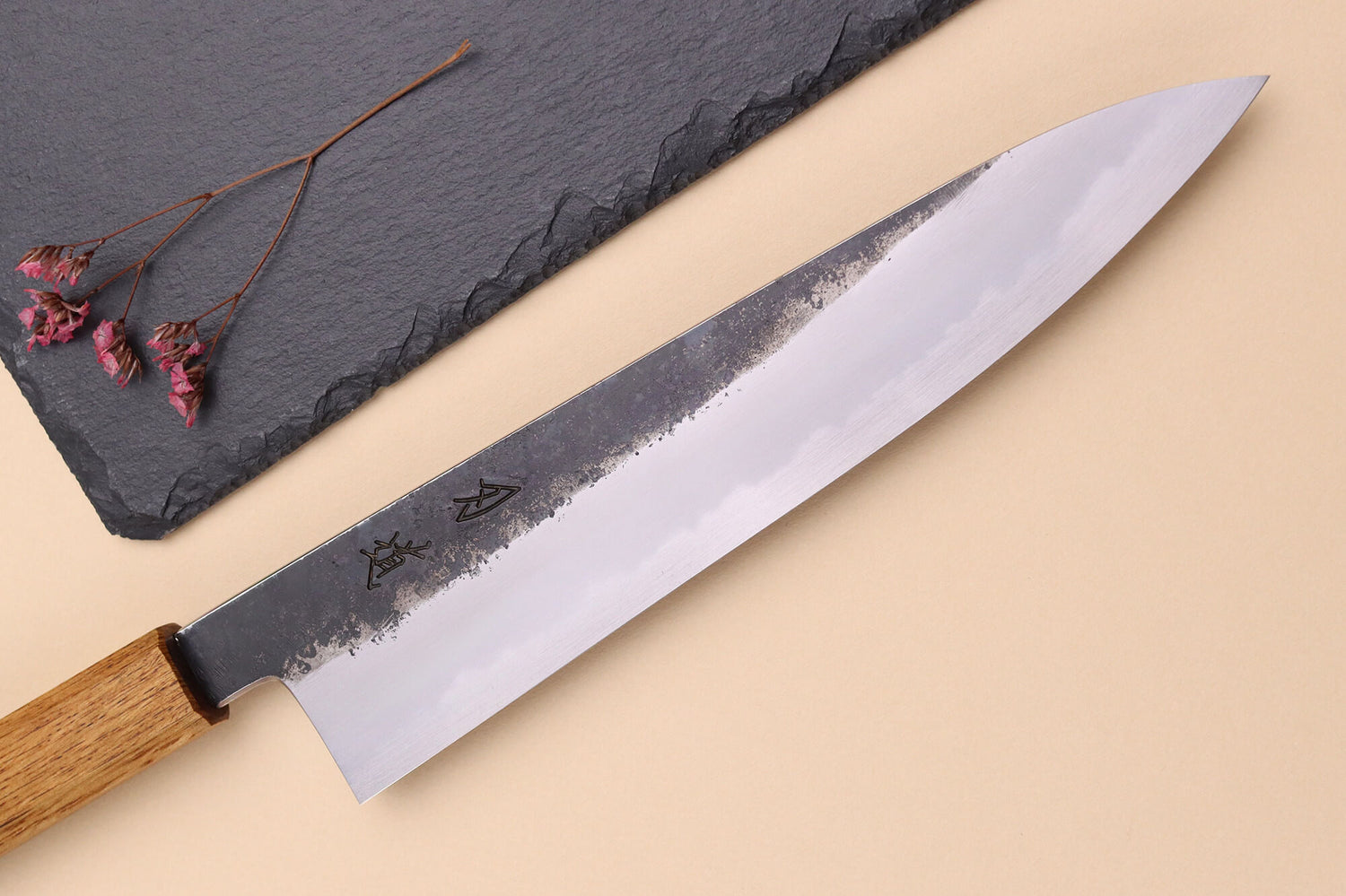 Couteau de chef 24cm japonais artisanal Hado Sumi WS2