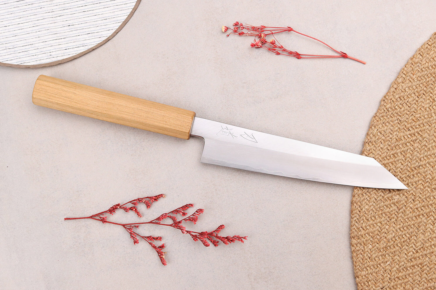 Couteau universel kiritsuke 15cm japonais artisanal Hado Ginsan Cherry