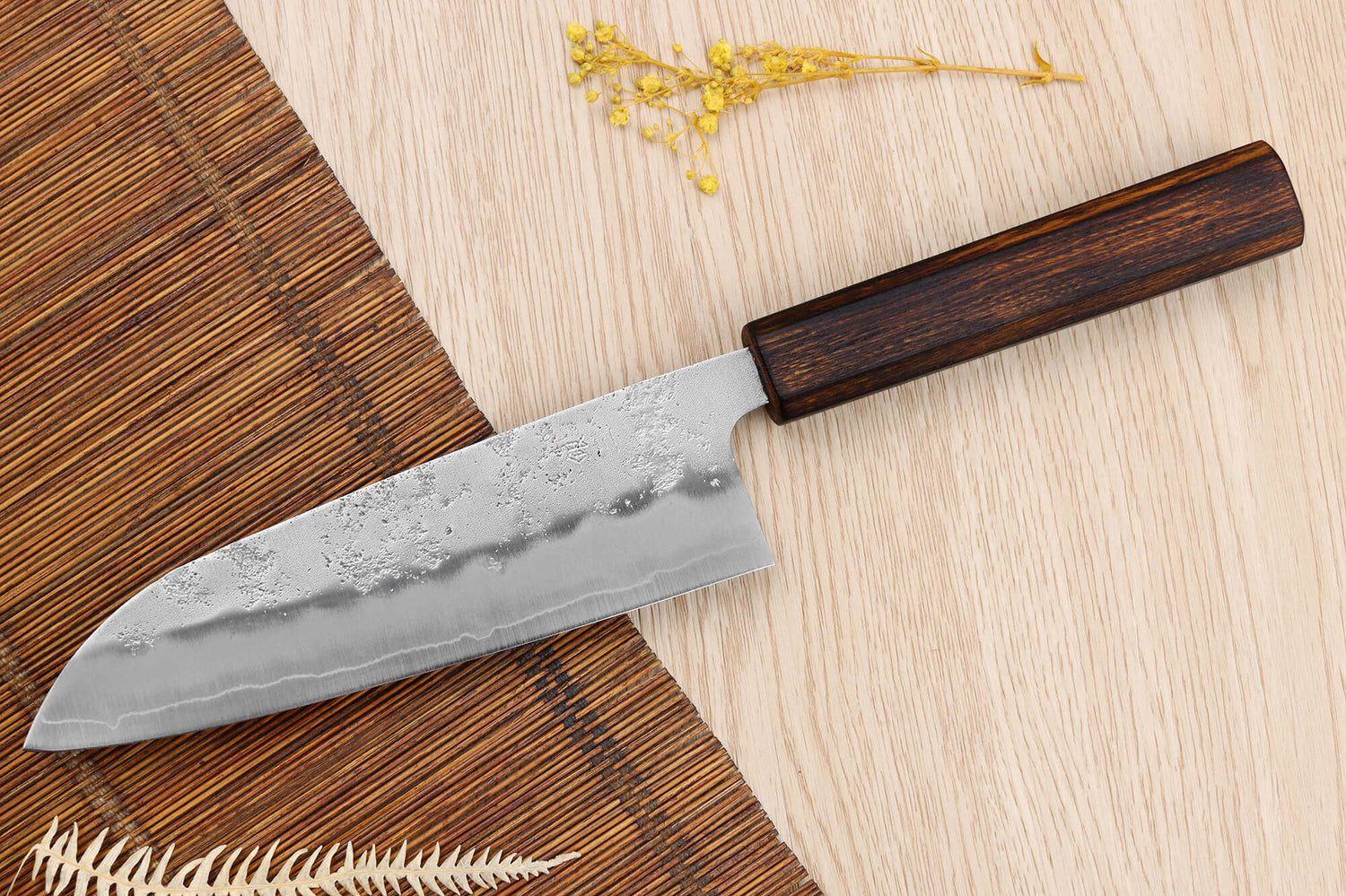 Couteau santoku japonais artisanal Wusaki Yoshi G3 chêne 16,5cm