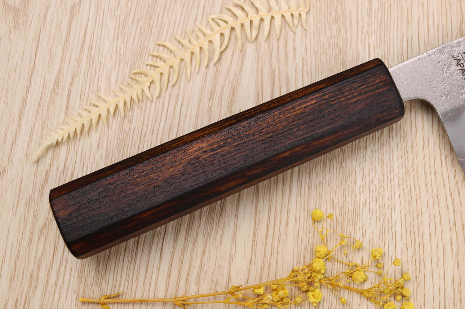 Couteau santoku japonais artisanal Wusaki Yoshi G3 chêne 16,5cm