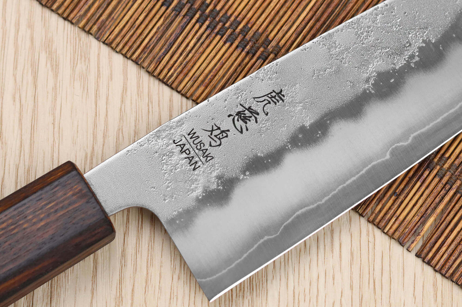 Couteau santoku japonais artisanal Wusaki Yoshi G3 chêne 16,5cm