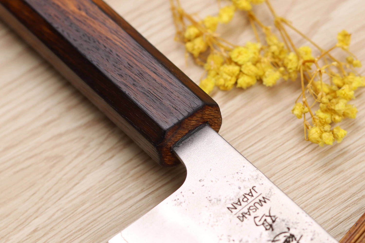 Couteau de chef japonais artisanal Wusaki Yoshi G3 chêne 21,5cm