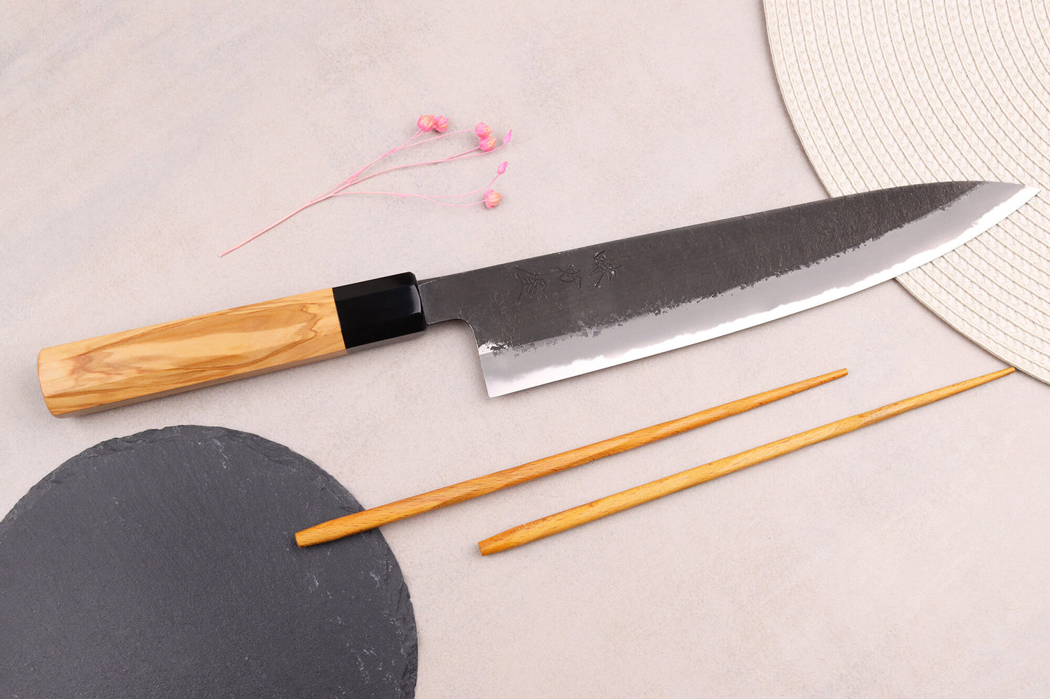 Couteau de chef 24cm japonais artisanal Hinoura Mutsumi Ajikataya Black Nashiji