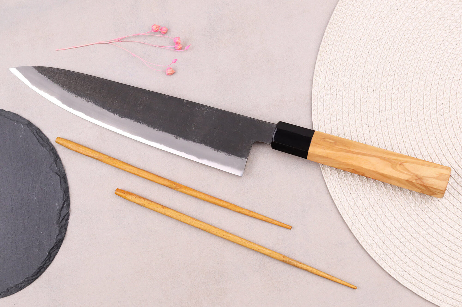 Couteau de chef 24cm japonais artisanal Hinoura Mutsumi Ajikataya Black Nashiji