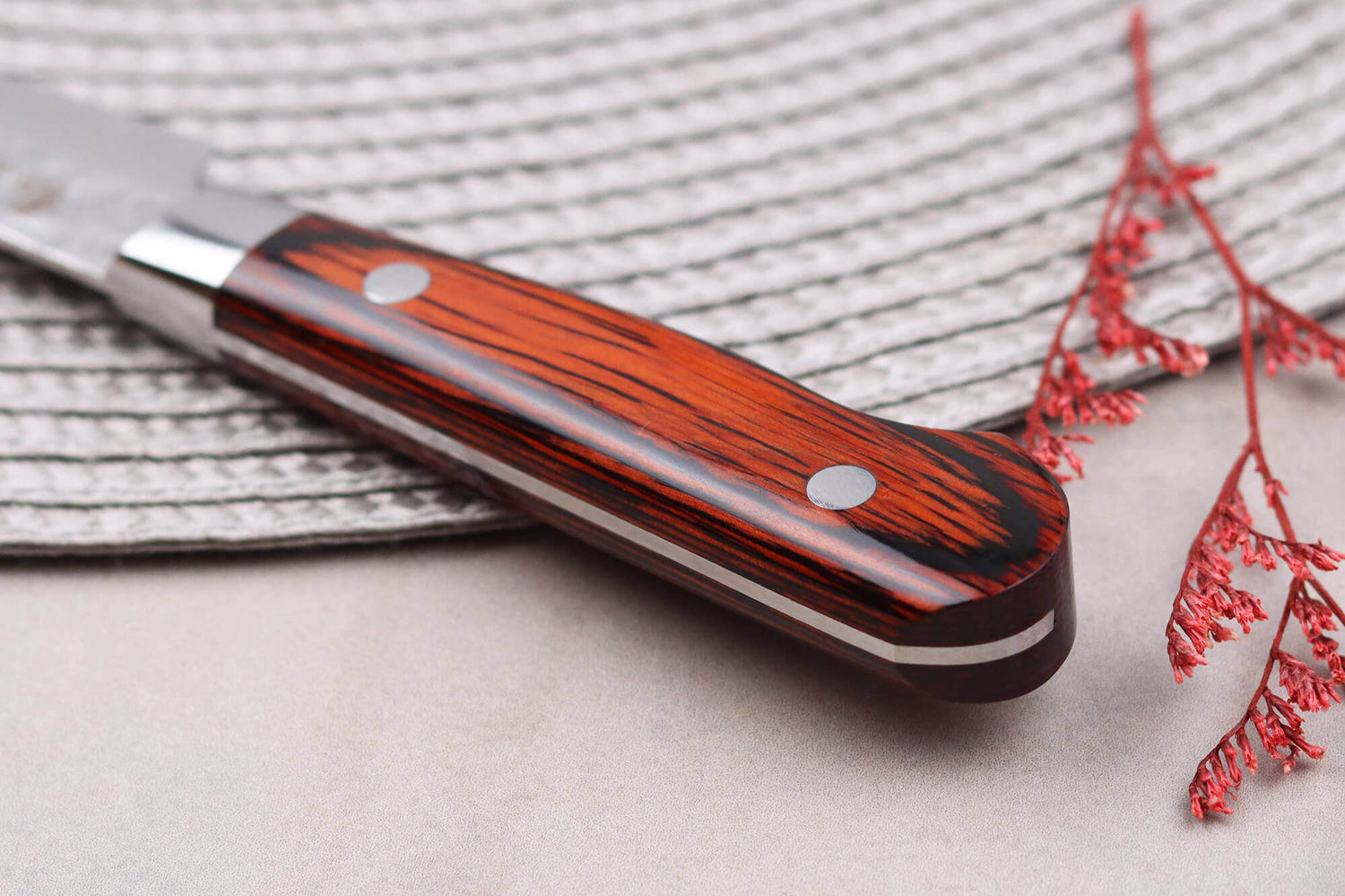 Couteau d'office japonais 8cm Sakai Takayuki Damascus Western 33 couches