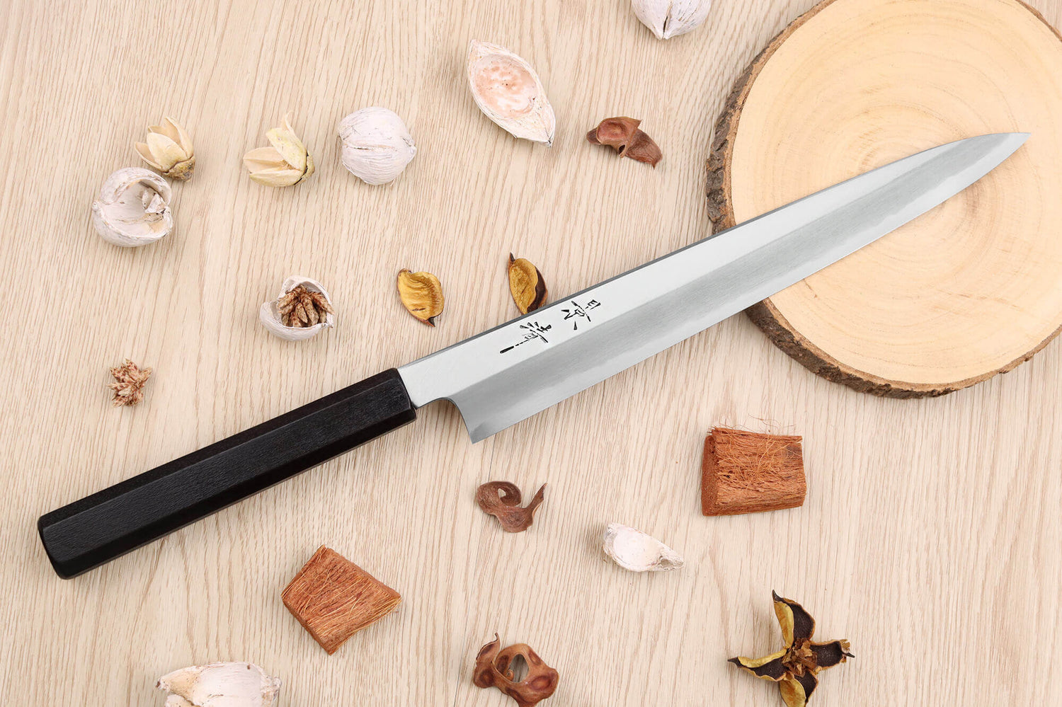 Couteau sujihiki japonais artisanal Kagekiyo Suri Urushi 27cm