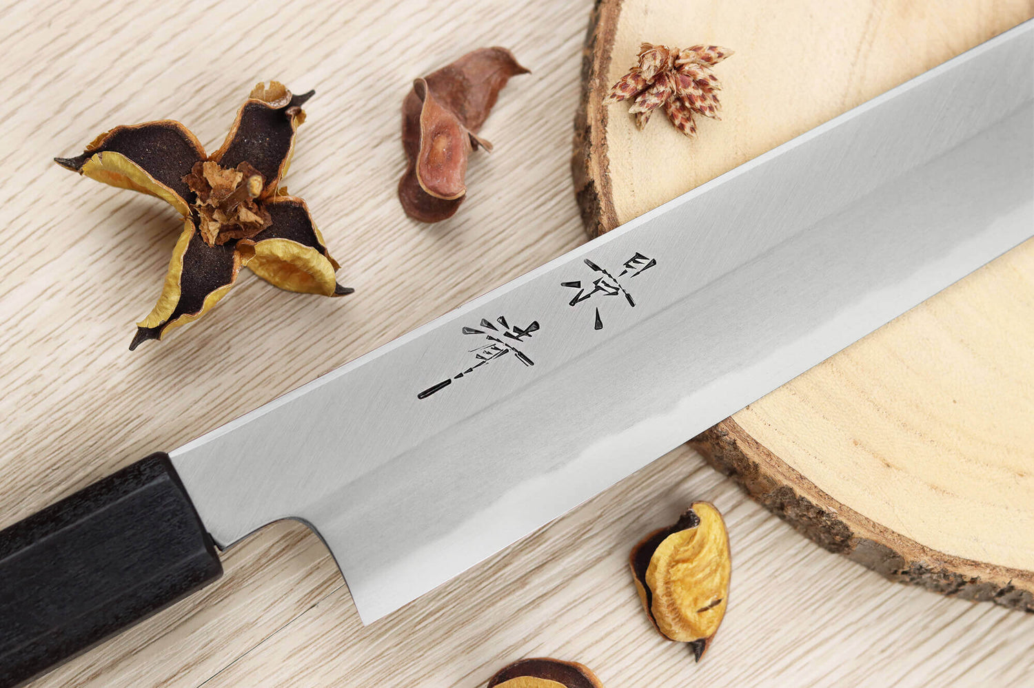 Couteau sujihiki japonais artisanal Kagekiyo Suri Urushi 27cm