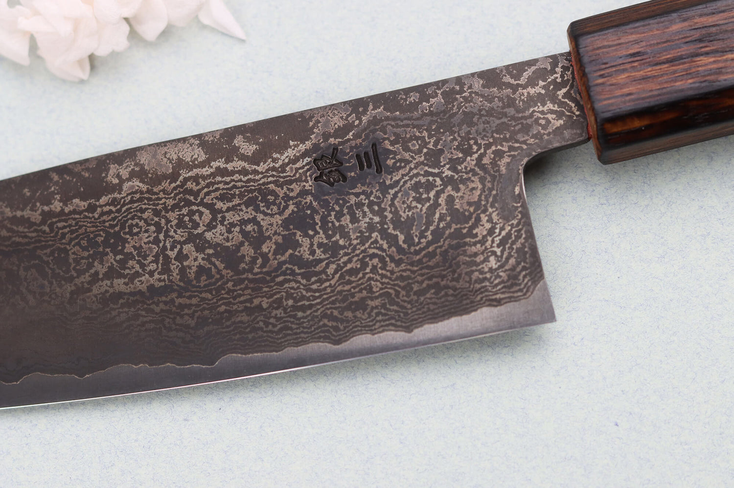 Couteau santoku 16,5cm japonais artisanal Nakamura Kaishin Ginsan Black Damas
