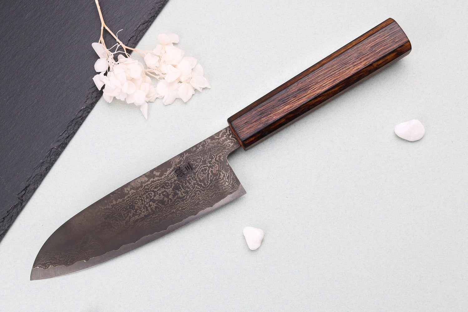 Couteau santoku 16,5cm japonais artisanal Nakamura Kaishin Ginsan Black Damas