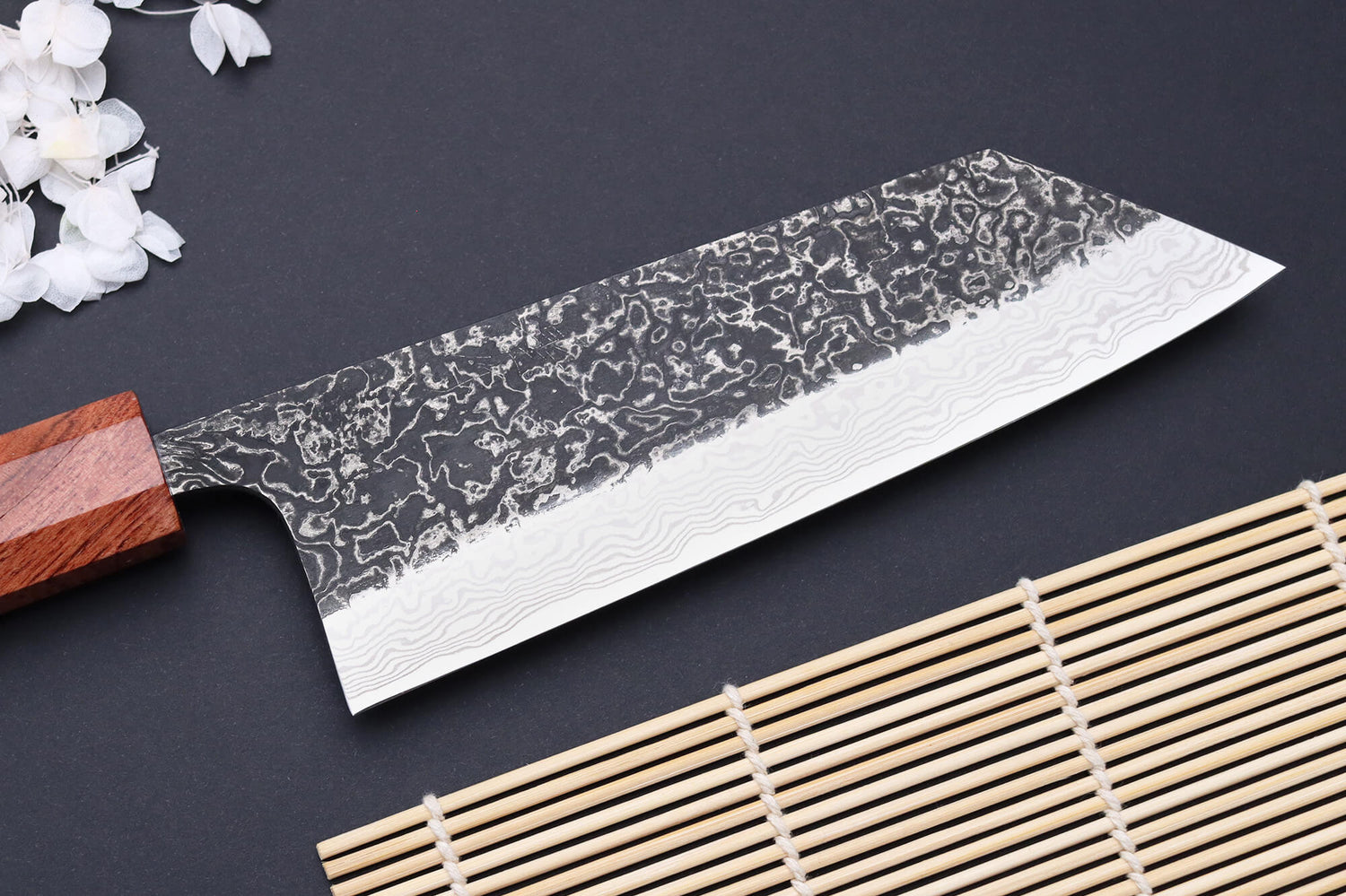 Couteau bunka 16,5cm japonais artisanal Masashi Yamamoto SLD Kuro damas