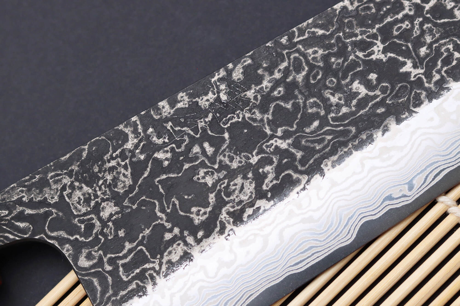 Couteau bunka 16,5cm japonais artisanal Masashi Yamamoto SLD Kuro damas