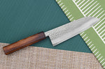 Couteau santoku 16,5cm japonais artisanal Masutani martelé manche en chêne