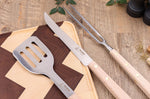 Spatule ajourée flexible pour barbecue Au Nain 48cm en hêtre