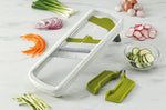 Mandoline Joseph Joseph Multi-Grip Plus avec poussoir et poignée pliante
