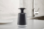 Distributeur de savon Joseph Joseph Presto gris