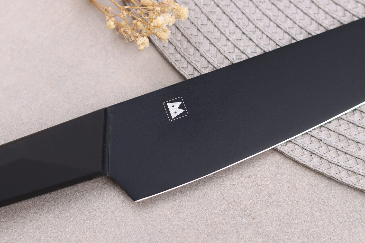 Couteau de chef 18cm japonais Satake Cutlery Black