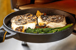 Poêle ronde Ooni Sizzler en fonte manche amovible + dessous-de-plat inox