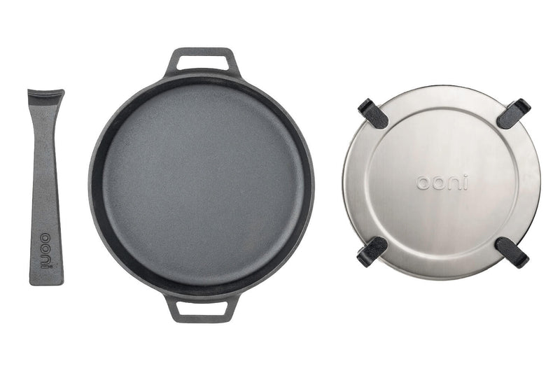 Poêle ronde Ooni Sizzler en fonte manche amovible + dessous-de-plat inox