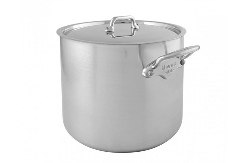 Marmite Mauviel M'Urban4 en fonte d'inox compatible induction 24cm avec couvercle en inox