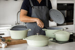 Cocotte MasterClass compatible induction en fonte d'aluminium vert menthe 4L