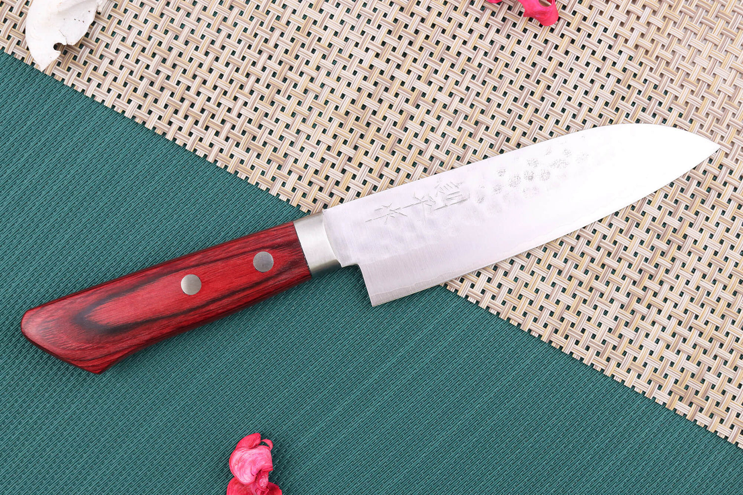 Couteau ko santoku japonais artisanal Masutani 13cm martelé