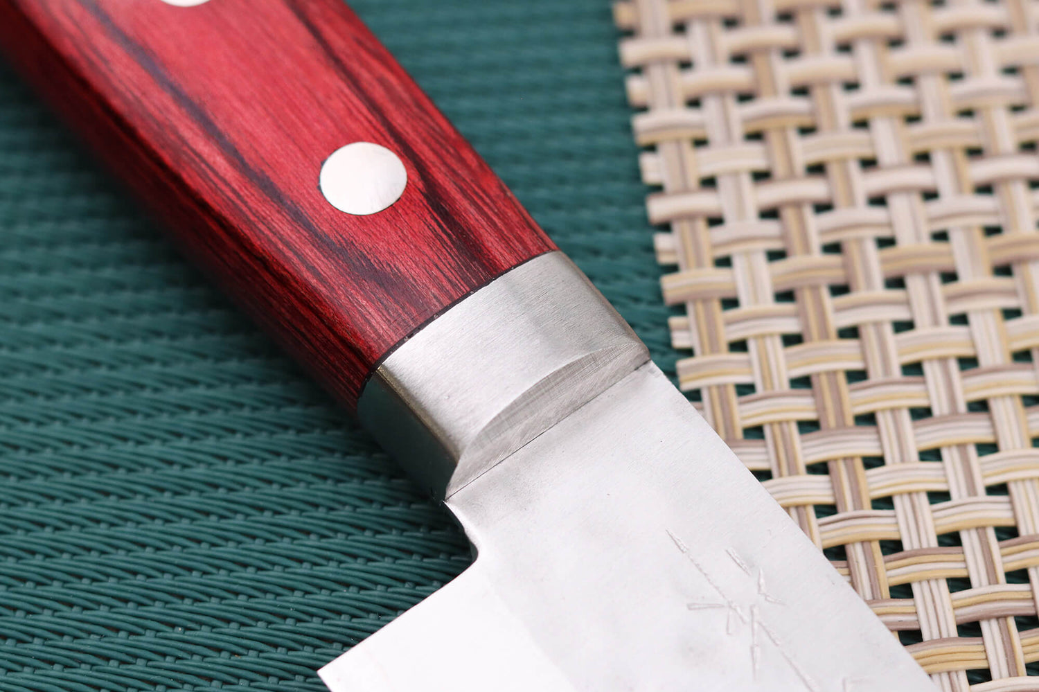 Couteau ko santoku japonais artisanal Masutani 13cm martelé
