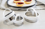 Set de 3 emporte-pièces ronds KitchenCraft en inox avec poignées
