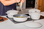 Sauteuse ronde MasterClass compatible induction en fonte d'aluminium 4L - Crème